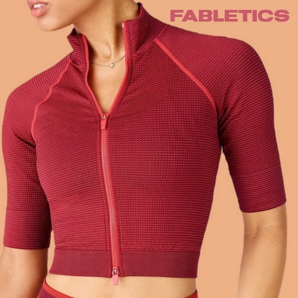 Fabletics Jenny Seamless Workout Jacket Cherry Persimmon 3/4 Sleeve Zip Up M